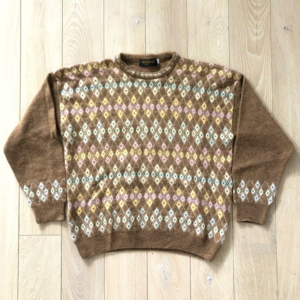 Vintage Banrie 100% Lambswool Made in UK Argyle Color Work Sweater in Beige